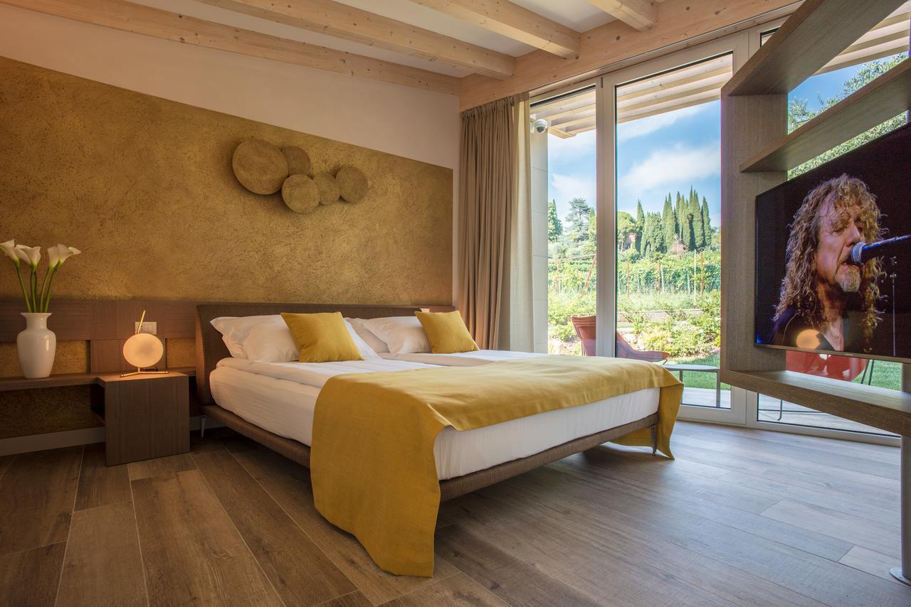 San Colombano Suites Bardolino Esterno foto